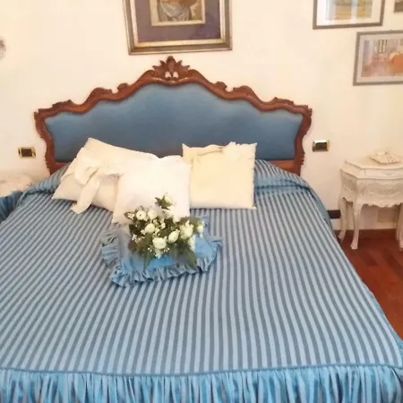 Raffinato Attico Vicino Al Mare Con Solarium Lido Di Apartment Camaiore
