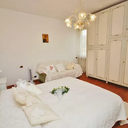 Raffinato Attico Vicino Al Mare Con Solarium Lido Di *
