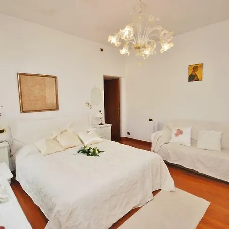 Apartment Raffinato Attico Vicino Al Mare Con Solarium Lido Di *