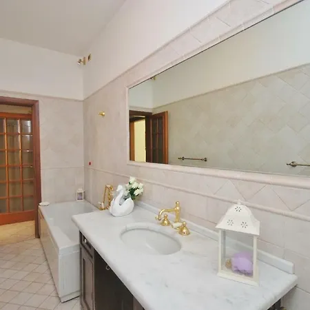 Raffinato Attico Vicino Al Mare Con Solarium Lido Di * Camaiore