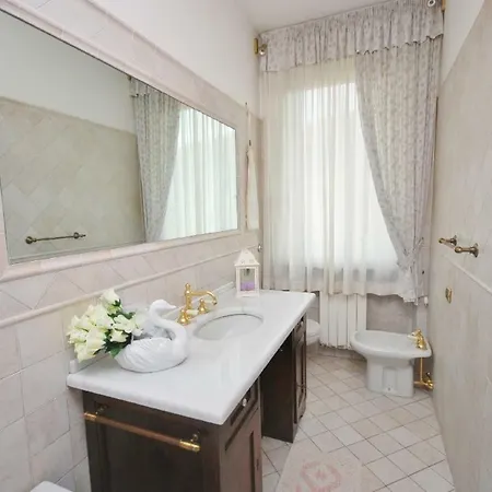 Apartment Raffinato Attico Vicino Al Mare Con Solarium Lido Di