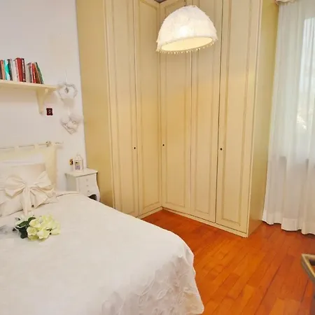 Apartment Raffinato Attico Vicino Al Mare Con Solarium Lido Di