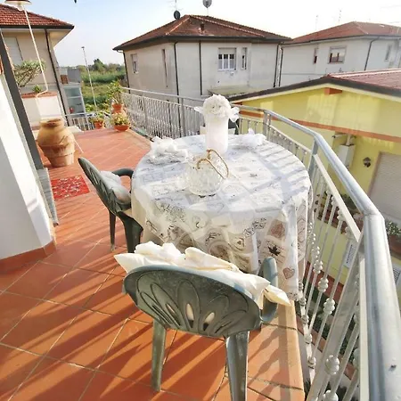 Raffinato Attico Vicino Al Mare Con Solarium Lido Di *